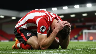 Sunderland's narrow defeat to newly-promoted Ipswich Town has triggered a wave of online criticism, despite positive...