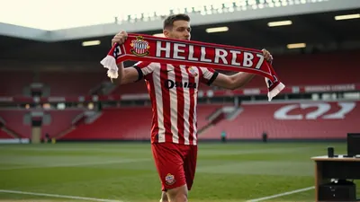 Thomas Meunier joins Sunderland on two-year deal