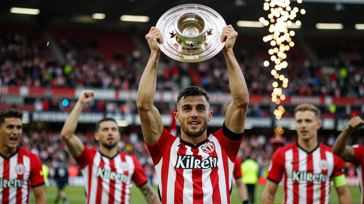 Xhaka pledges future at Sunderland after Chelsea bid spurned