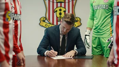 Huddersfield snap Sunderland keeper Matty Young on loan